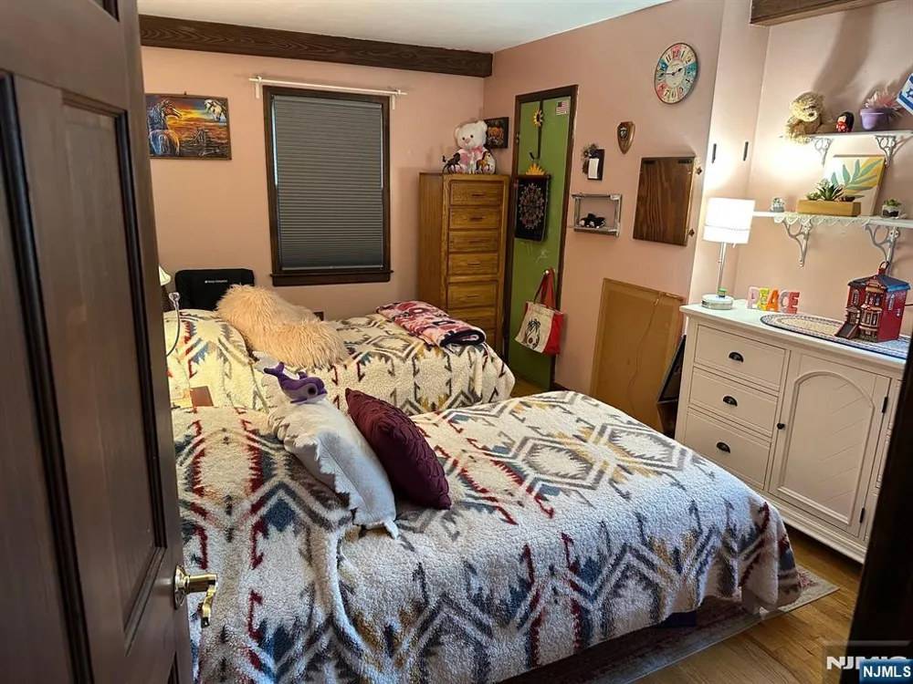 57A W Fairview Avenue Park Ridge, NJ 07645