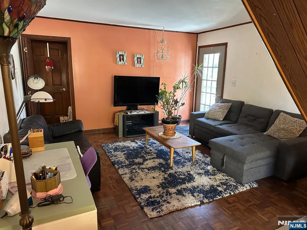 57A W Fairview Avenue Park Ridge, NJ 07645
