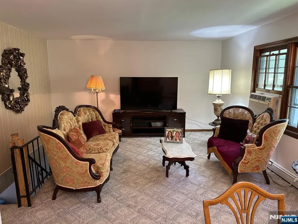 57A W Fairview Avenue Park Ridge, NJ 07645