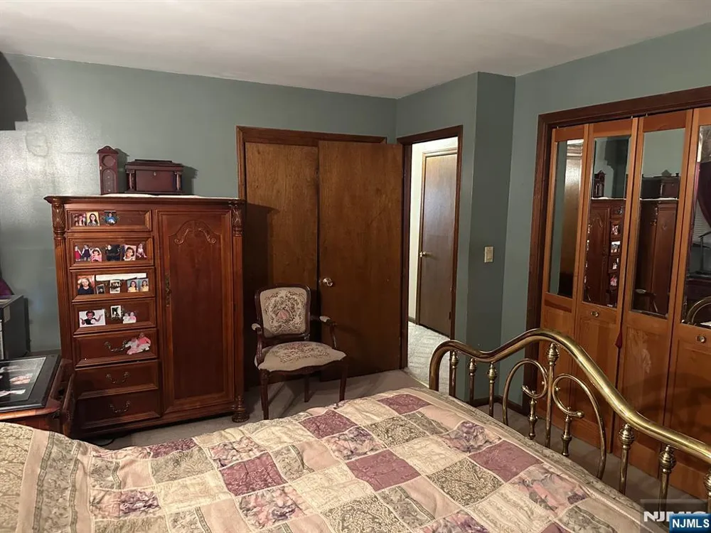 57A W Fairview Avenue Park Ridge, NJ 07645