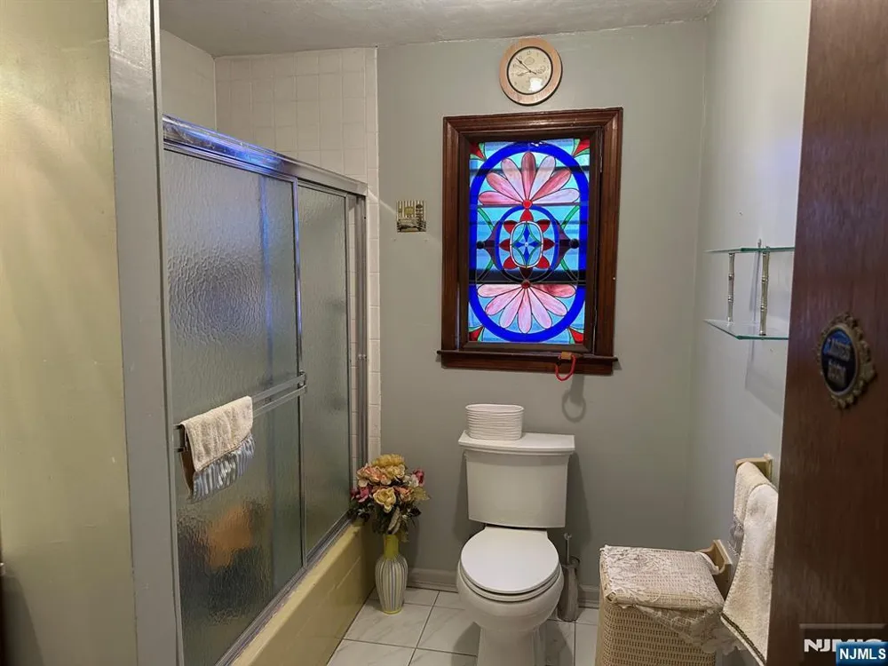 57A W Fairview Avenue Park Ridge, NJ 07645