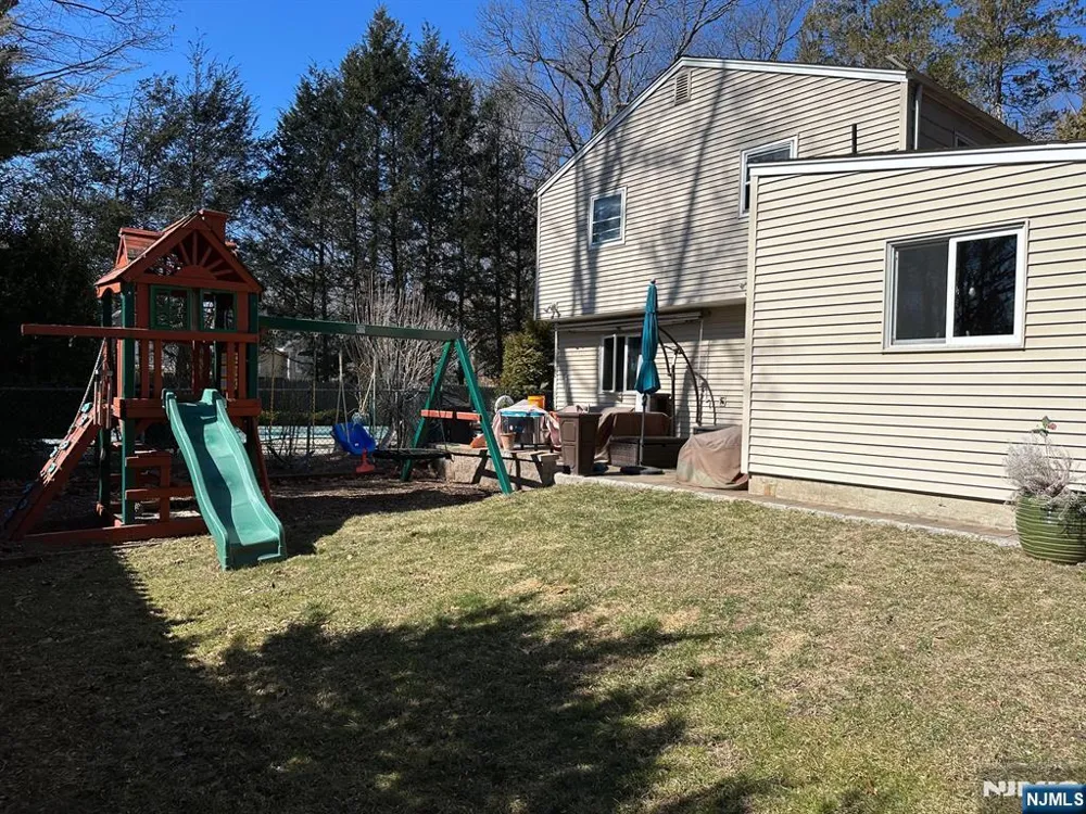 57A W Fairview Avenue Park Ridge, NJ 07645