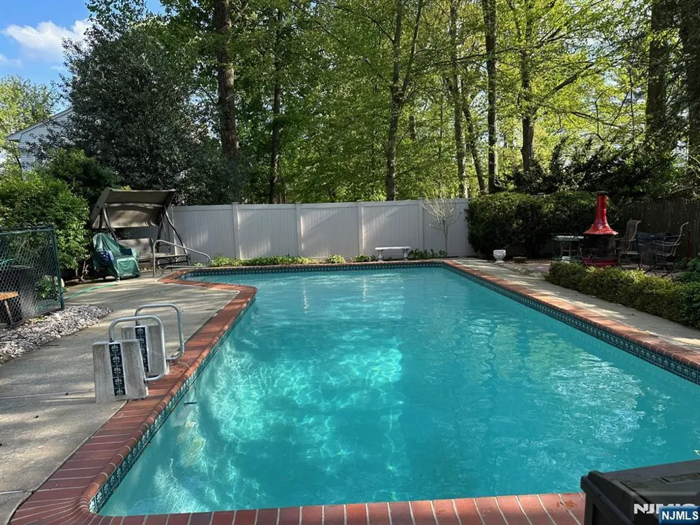 57A W Fairview Avenue Park Ridge, NJ 07645