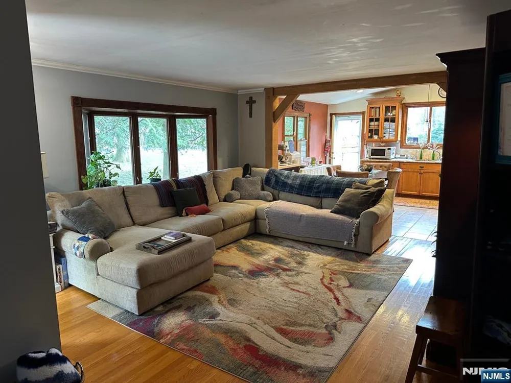 57A W Fairview Avenue Park Ridge, NJ 07645