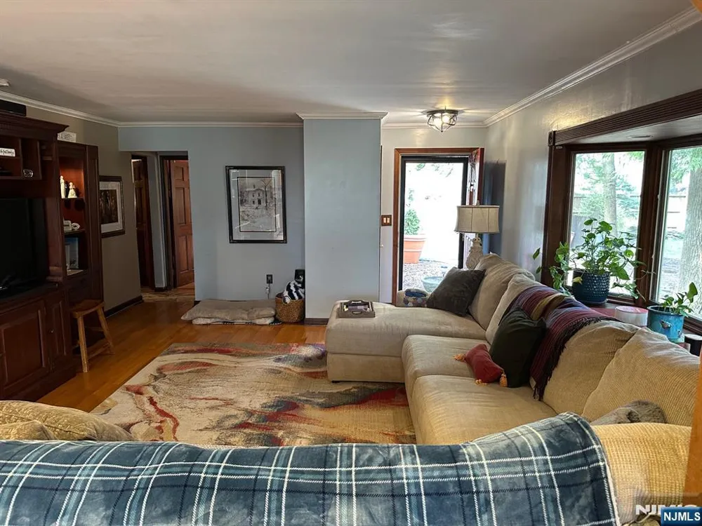 57A W Fairview Avenue Park Ridge, NJ 07645