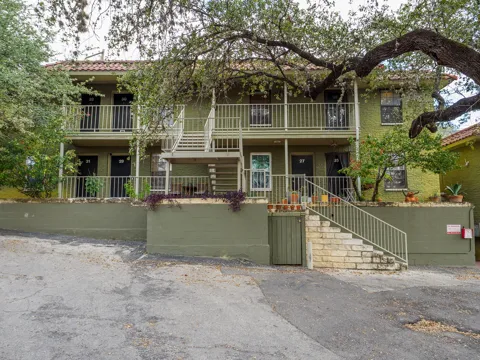 2302 East Side Drive #28