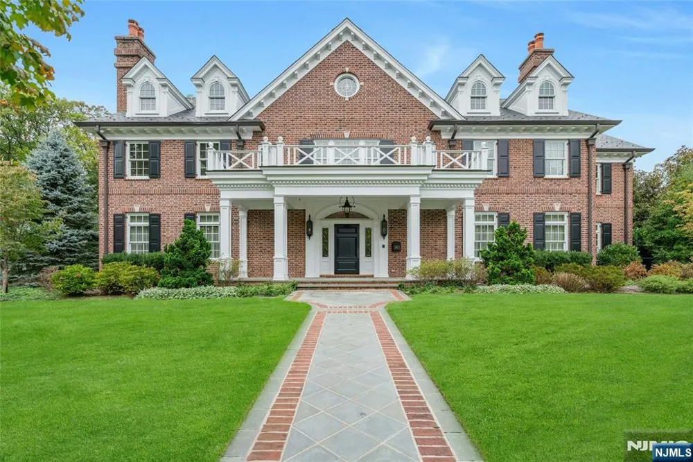 480 Knollwood Road Ridgewood, NJ 07450