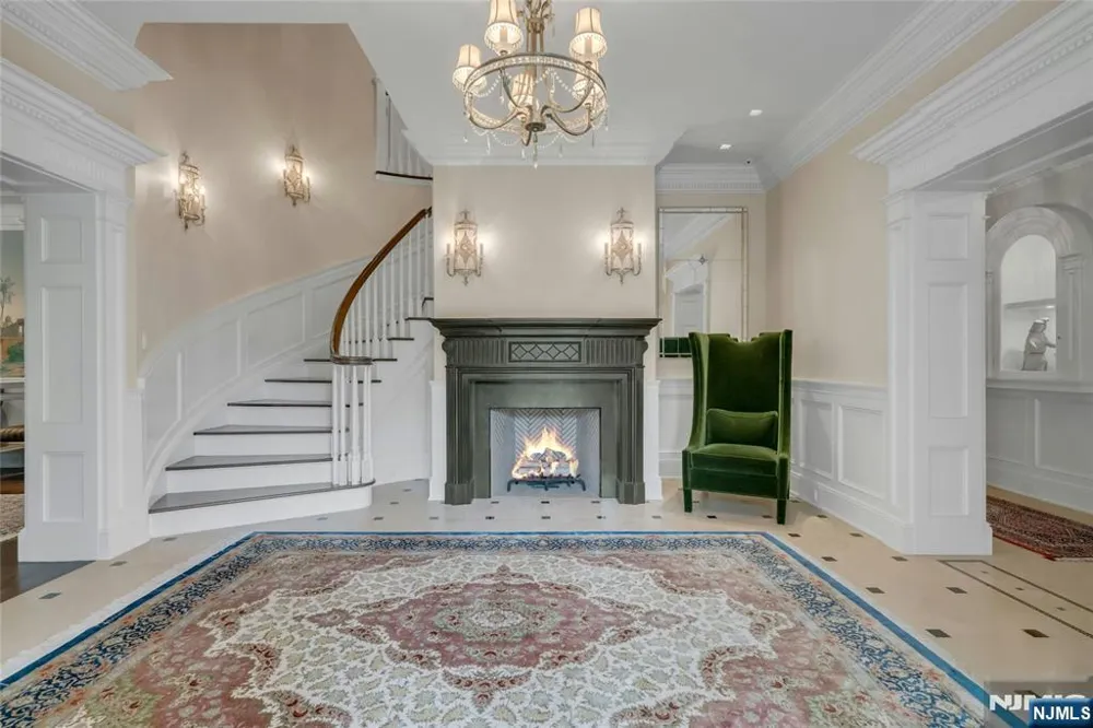 480 Knollwood Road Ridgewood, NJ 07450