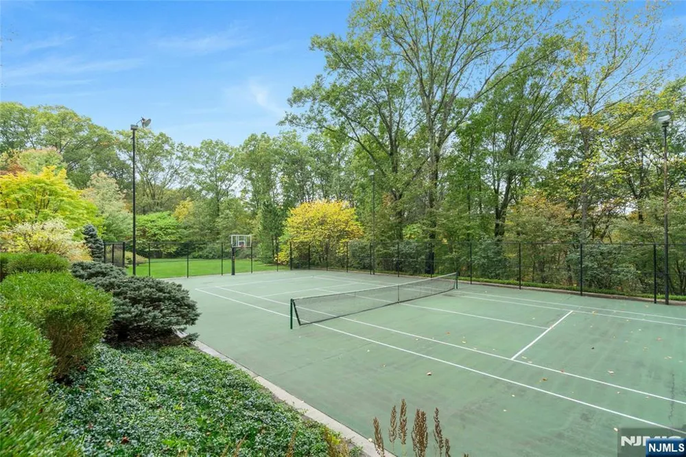480 Knollwood Road Ridgewood, NJ 07450
