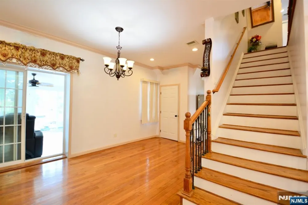 89 Rose Street Wood Ridge, NJ 07075