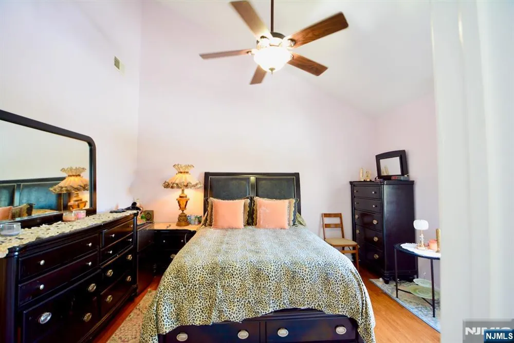 89 Rose Street Wood Ridge, NJ 07075