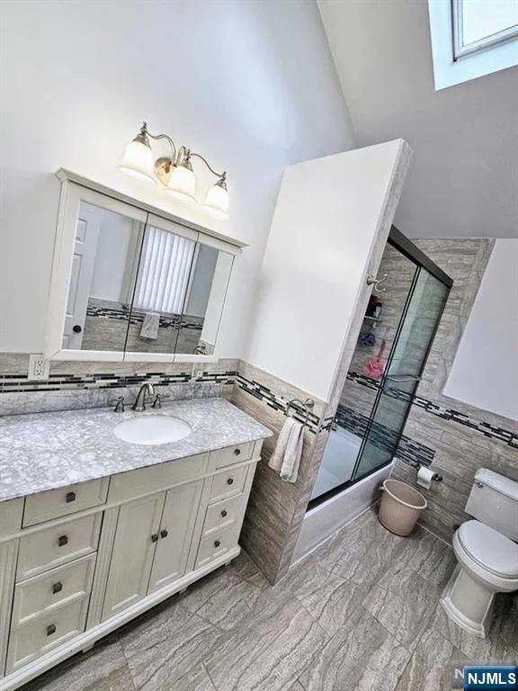 89 Rose Street Wood Ridge, NJ 07075