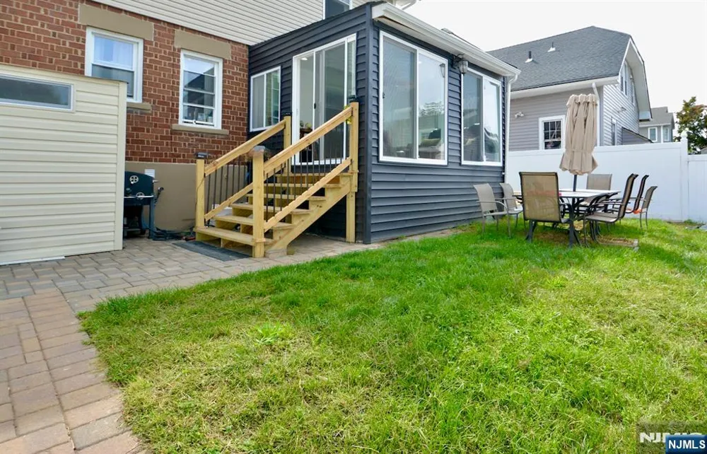 89 Rose Street Wood Ridge, NJ 07075