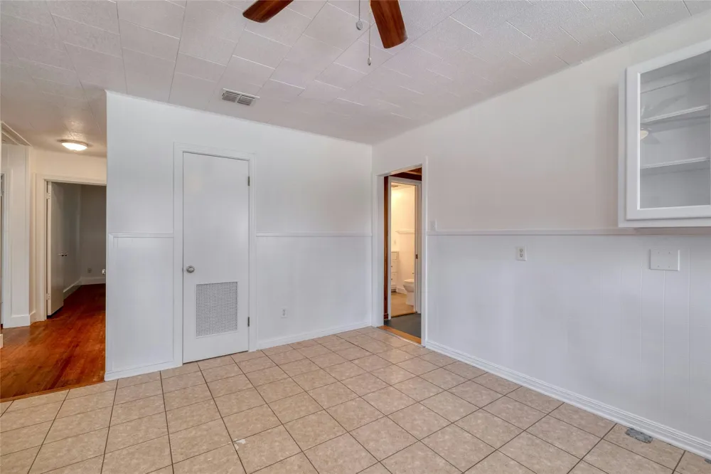 511 Sloan Street Taylor, TX 76574