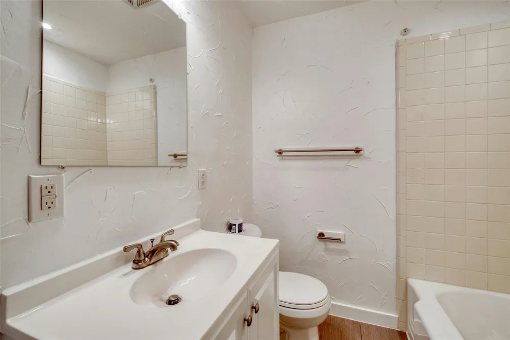 511 Sloan Street Taylor, TX 76574