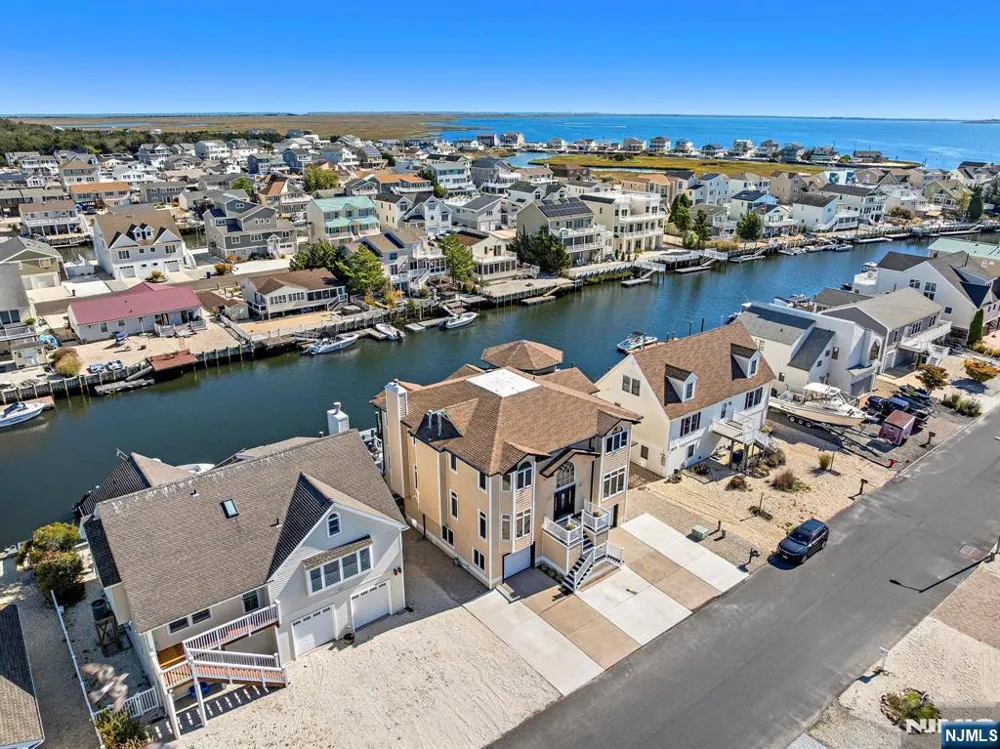 19 Maryland Road Little Egg Harbor, NJ 08087
