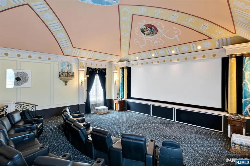 12 The Esplanade Alpine, NJ 07620