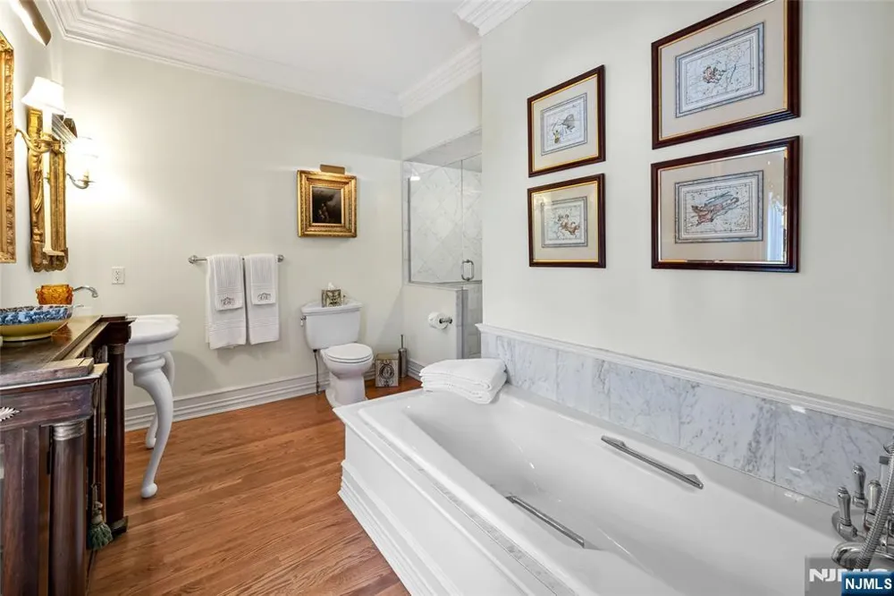 12 The Esplanade Alpine, NJ 07620