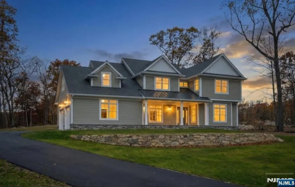 3 Bristol Ridge Road Boonton Township, NJ 07005