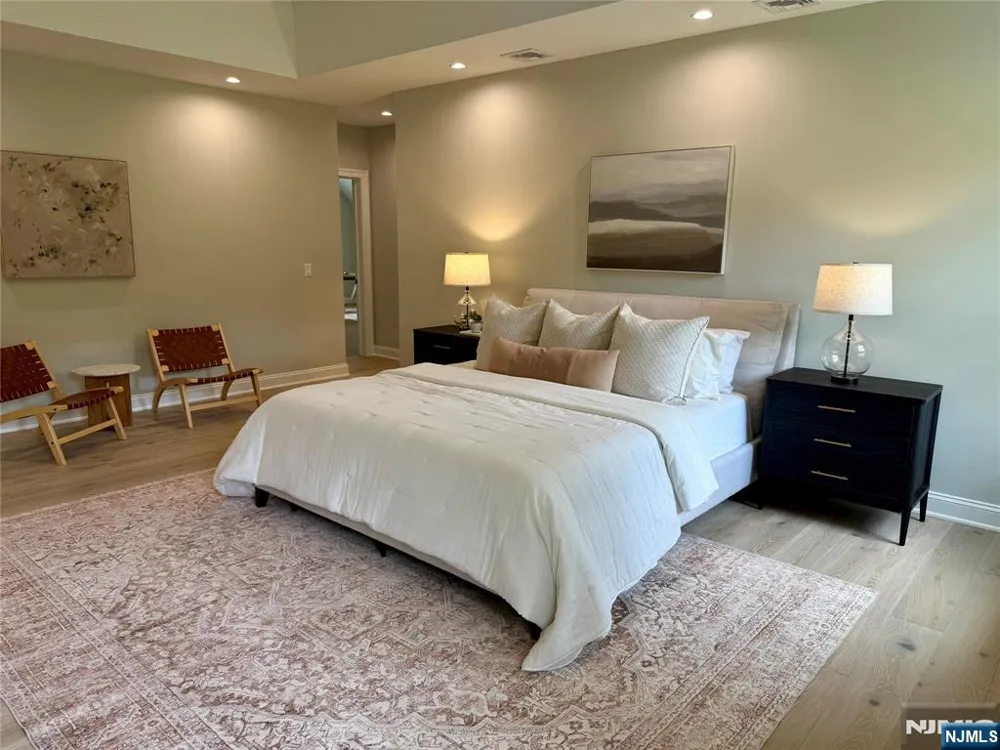 3 Bristol Ridge Road Boonton Township, NJ 07005