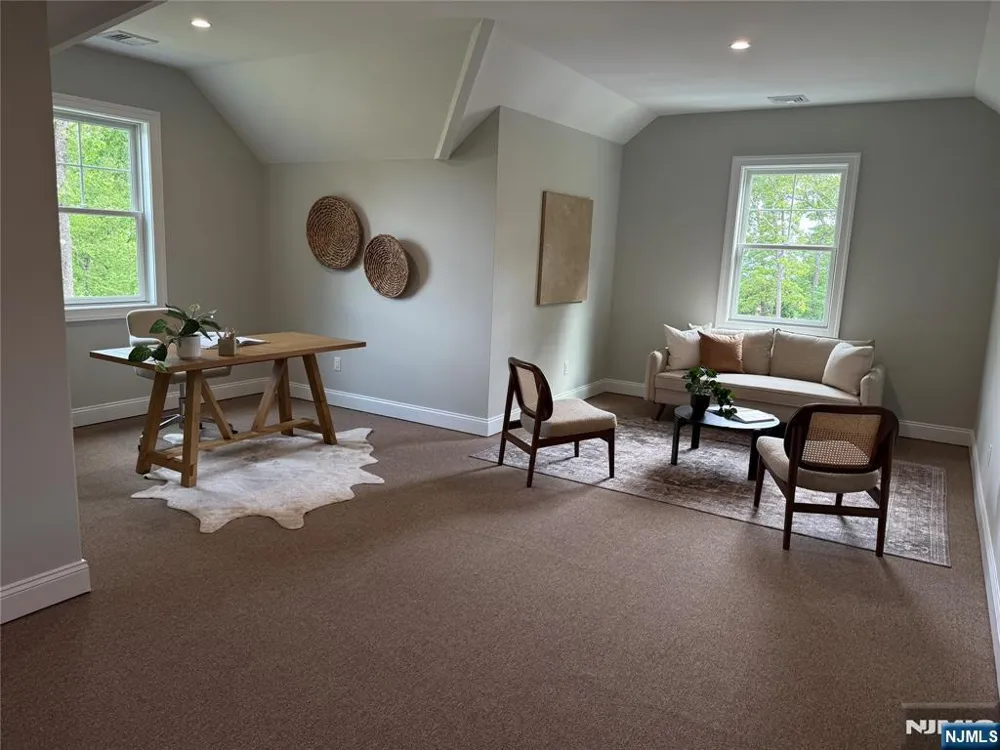 3 Bristol Ridge Road Boonton Township, NJ 07005