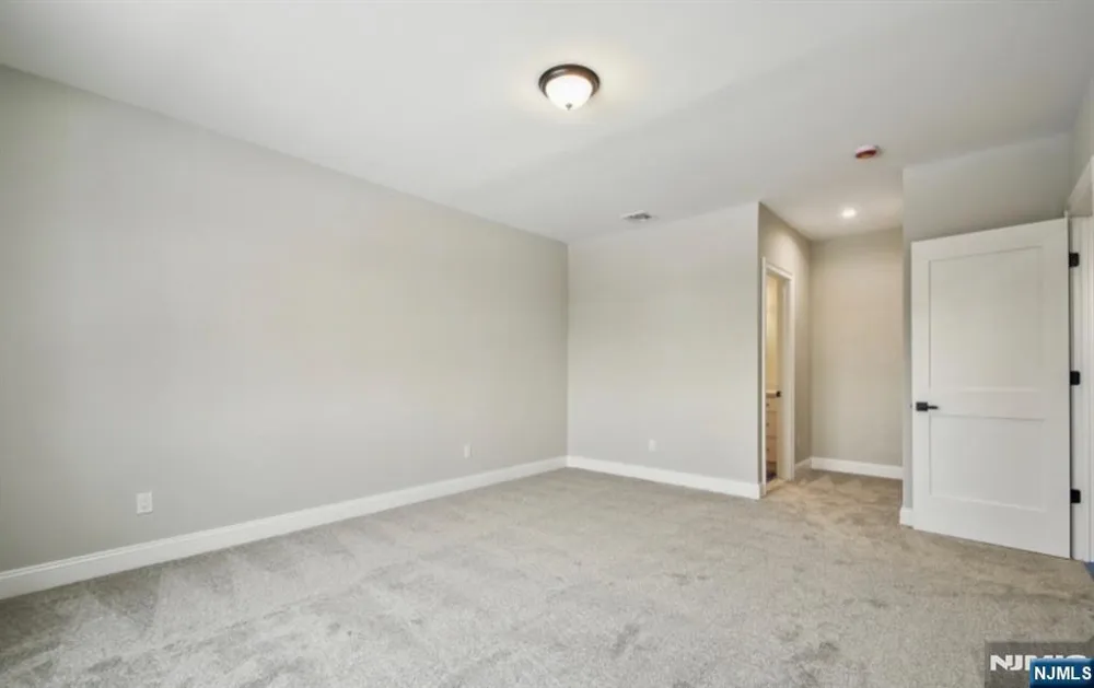 3 Bristol Ridge Road Boonton Township, NJ 07005
