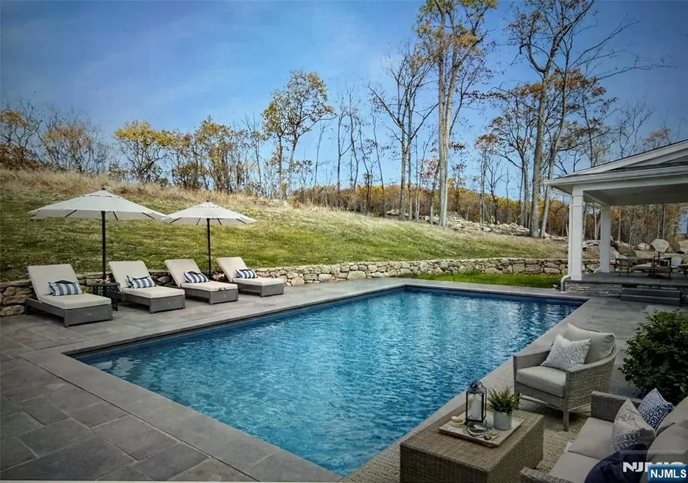 3 Bristol Ridge Road Boonton Township, NJ 07005