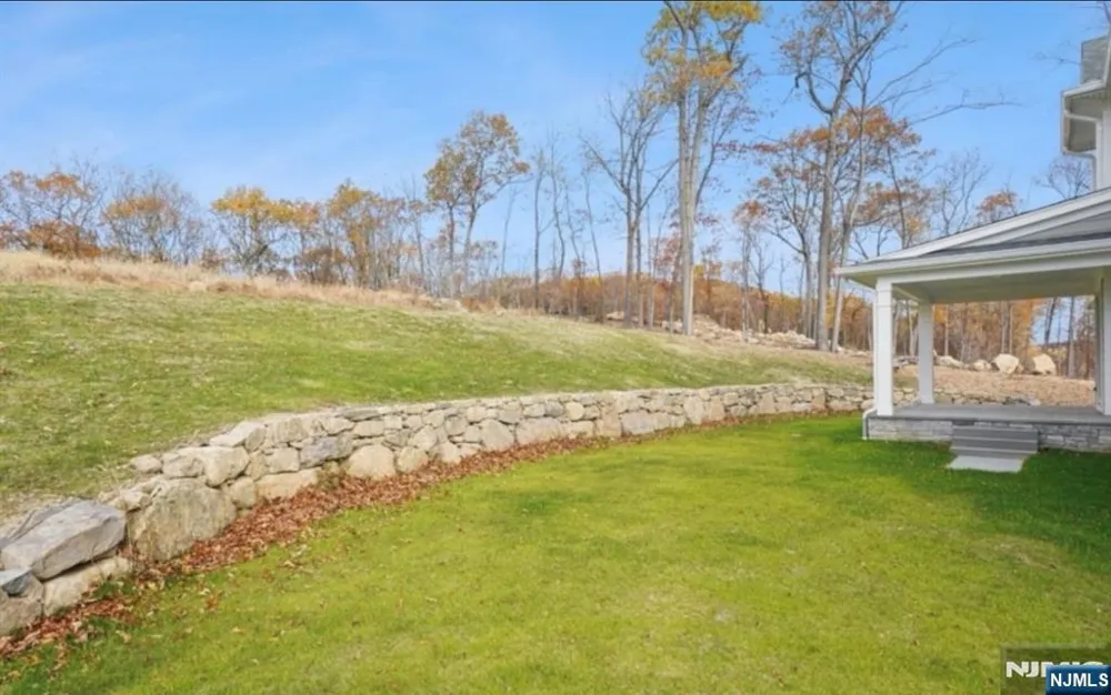 3 Bristol Ridge Road Boonton Township, NJ 07005