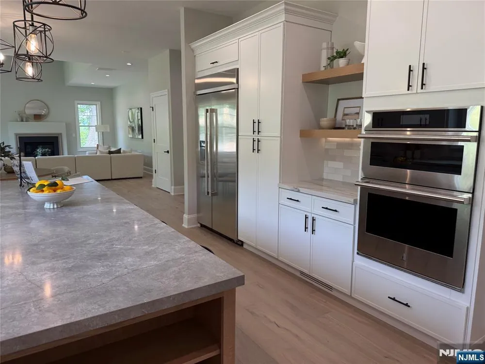 3 Bristol Ridge Road Boonton Township, NJ 07005