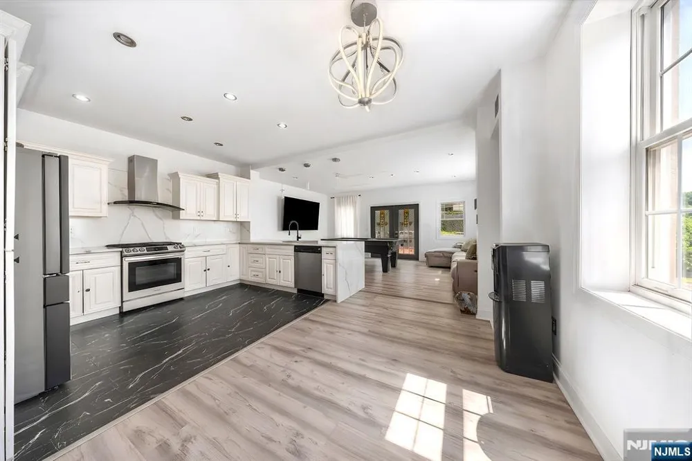 280 Malcolm Avenue Garfield, NJ 07026