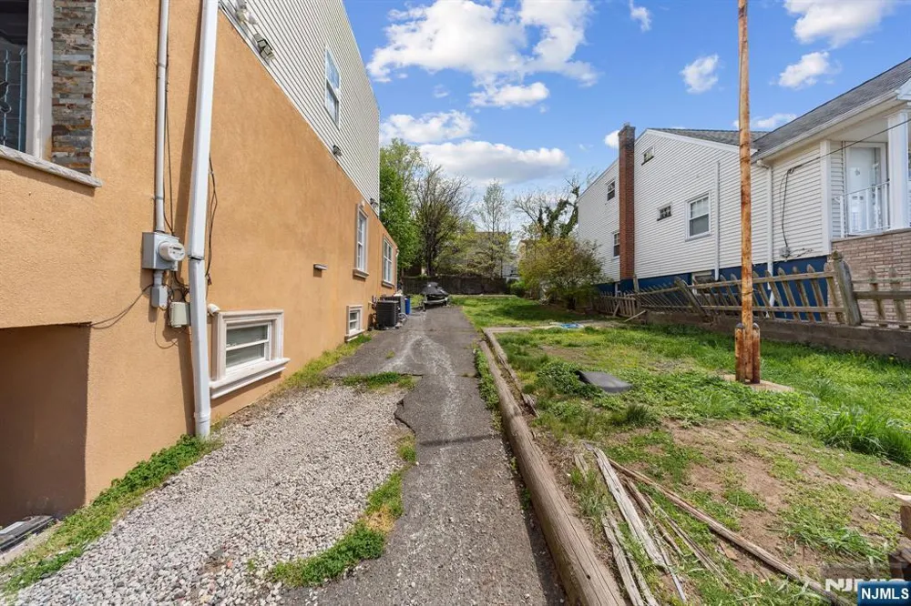 280 Malcolm Avenue Garfield, NJ 07026