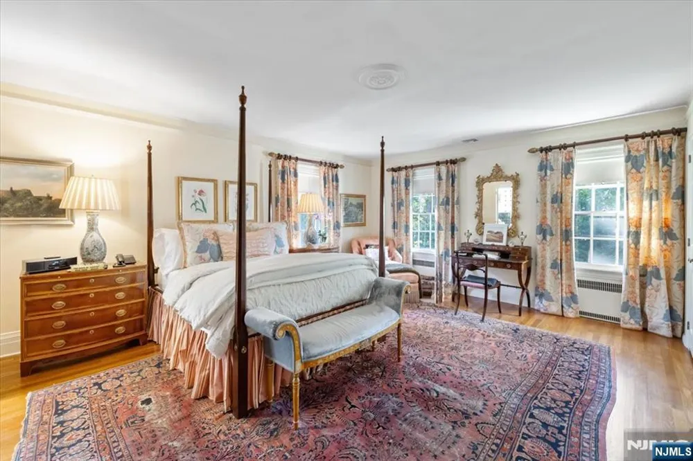 200 Lincoln Street Englewood, NJ 07631