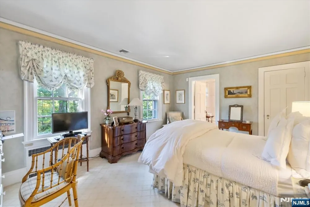 200 Lincoln Street Englewood, NJ 07631