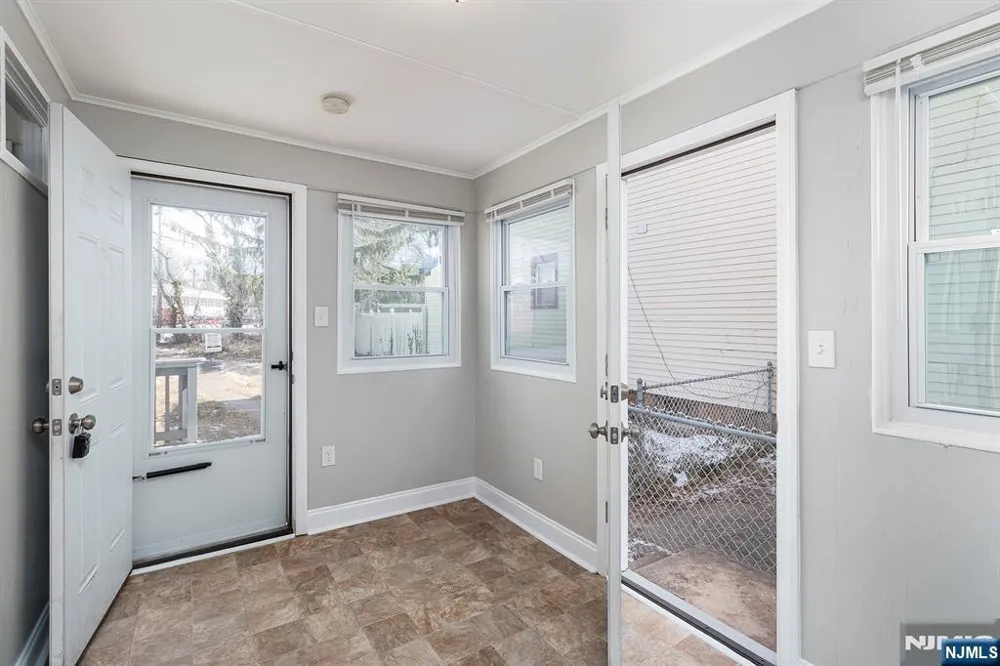2557 Wh-Mer Road Hamilton, NJ 08619