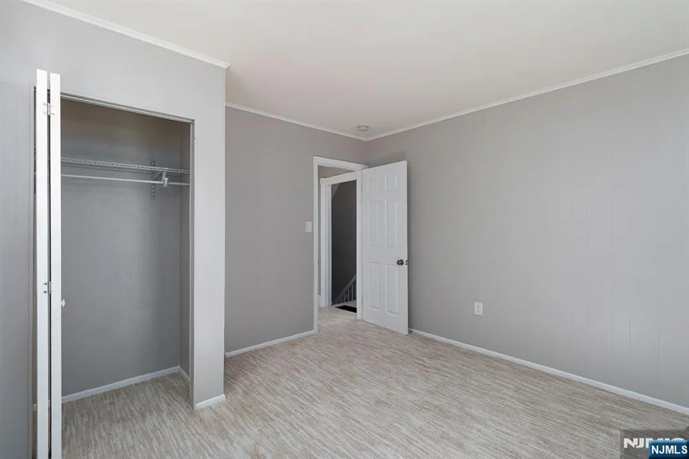 2557 Wh-Mer Road Hamilton, NJ 08619