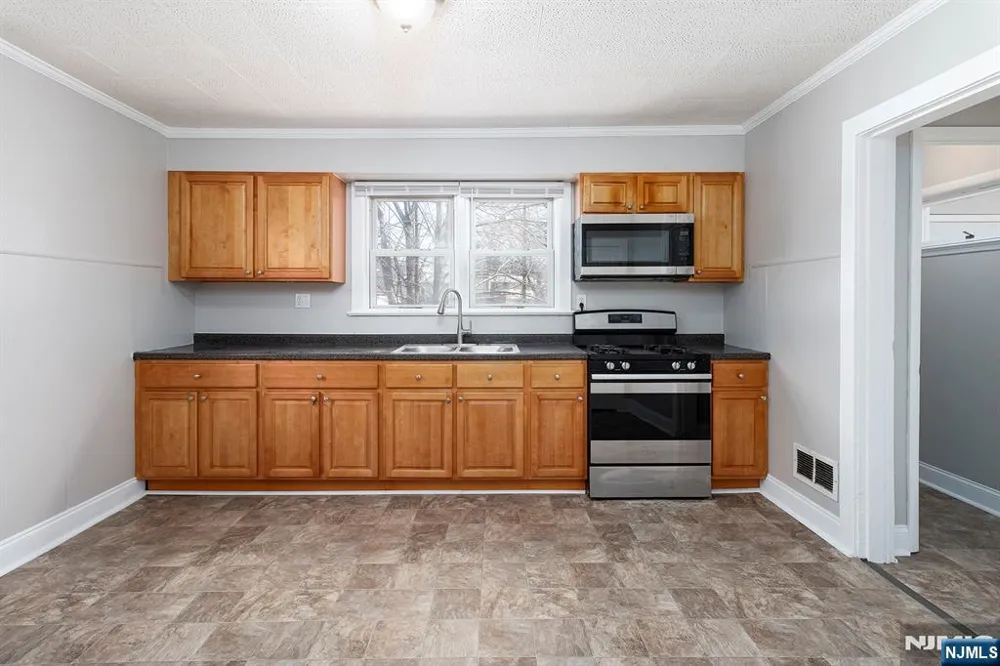 2557 Wh-Mer Road Hamilton, NJ 08619
