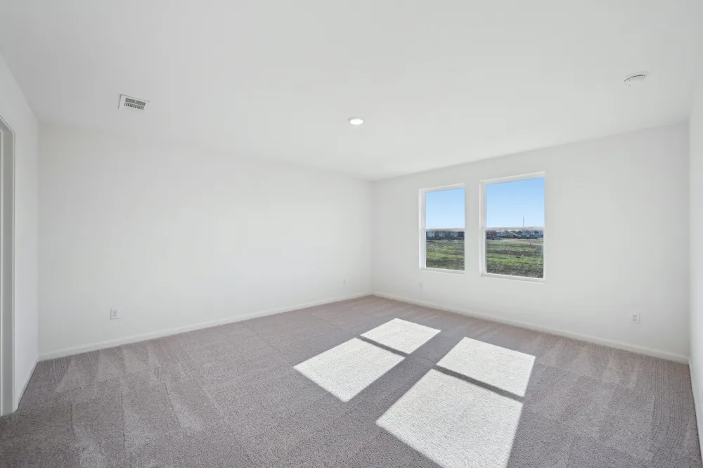615 Lagoon Drive Maxwell, TX 78656