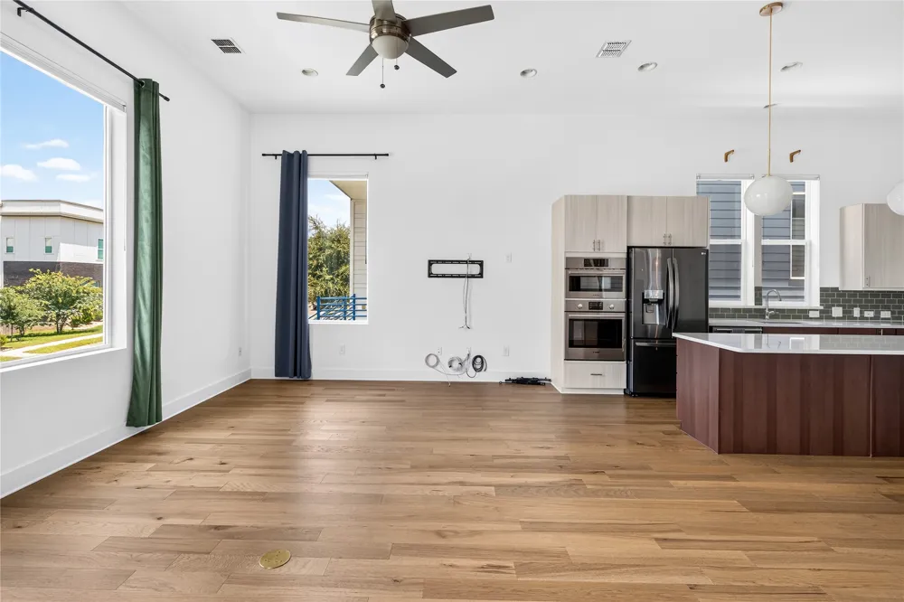 6105 Florencia Lane Austin, TX 78724