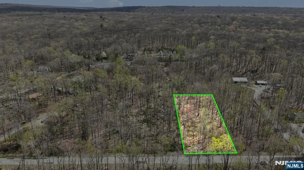 11 Oak Ridge Road Montague, NJ 07827