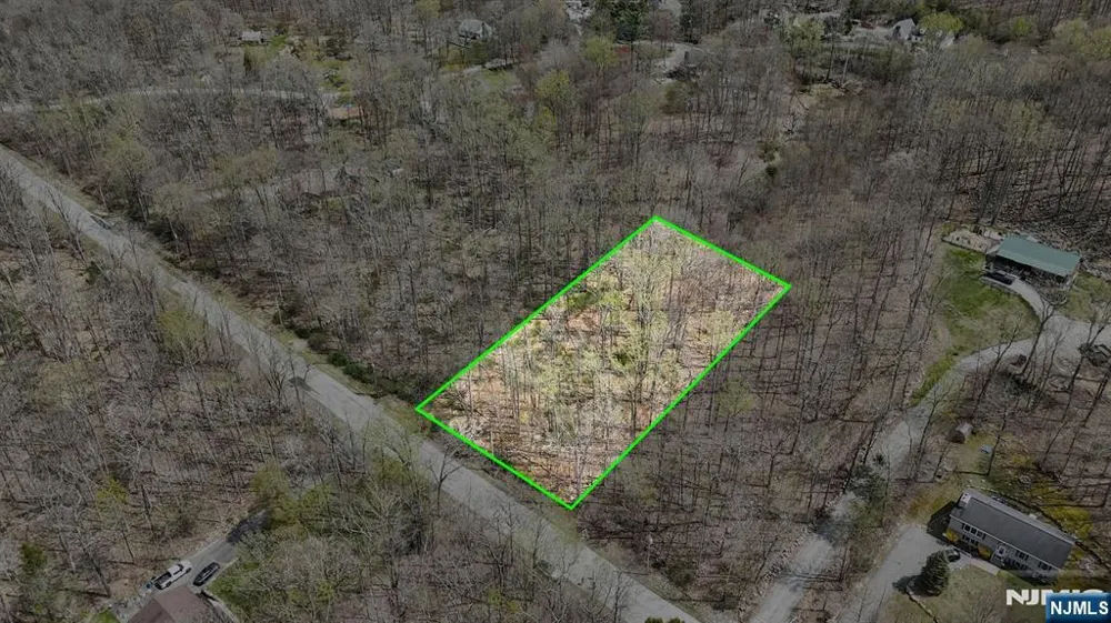11 Oak Ridge Road Montague, NJ 07827