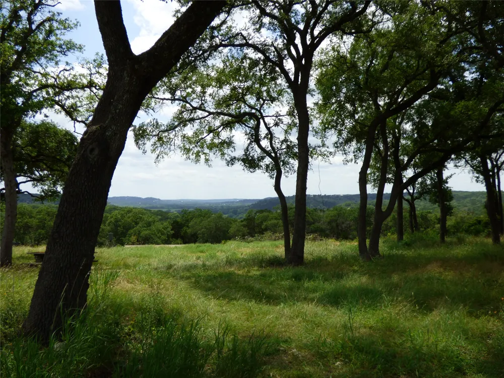 5771 Hilliard Road San Marcos, TX 78666