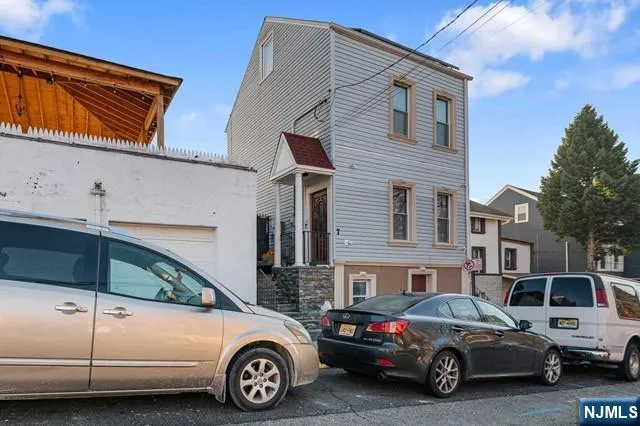 7 Martin Street Paterson, NJ 07501