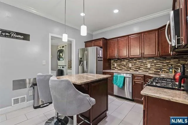 7 Martin Street Paterson, NJ 07501