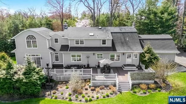 202 Chestnut Ridge Road Saddle River, NJ 07458