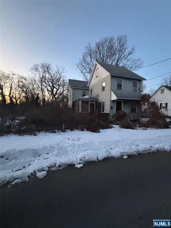 297 Keasbey Street Salem, NJ 08079