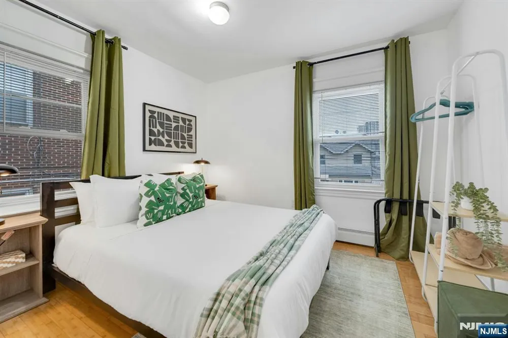 31 72nd Street North Bergen, NJ 07047