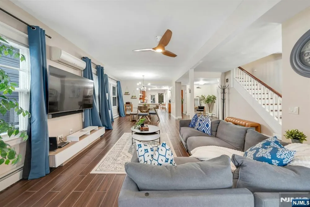 31 72nd Street North Bergen, NJ 07047