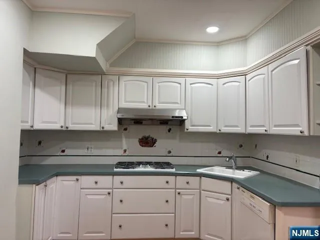 460 New England Terrace Orange, NJ 07050