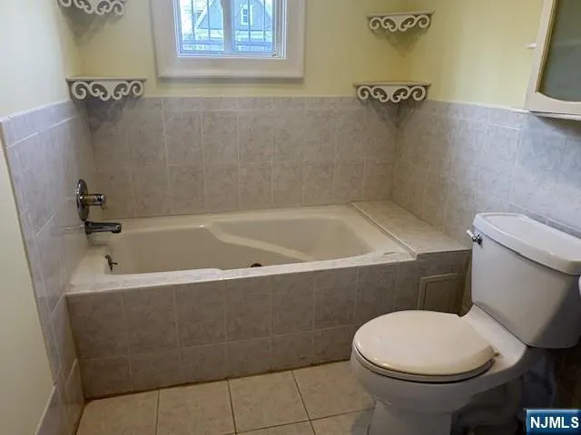 460 New England Terrace Orange, NJ 07050