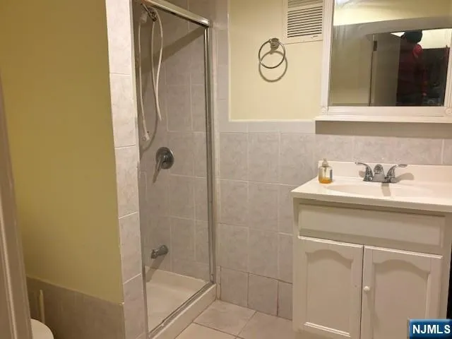 460 New England Terrace Orange, NJ 07050
